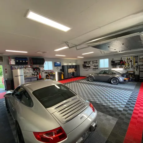 porsche 911 on freeflow
