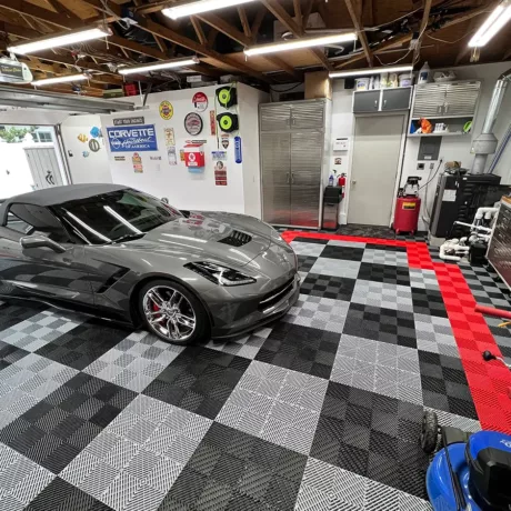 silver corvette on freeflow