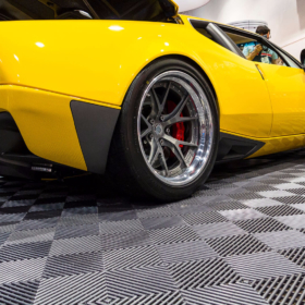 Alloy Free-Flow car exhibit