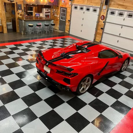 stingray on diamond checkered floor