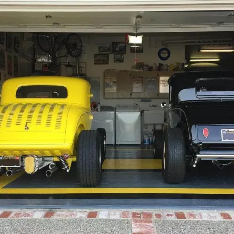 RD ally blak yell black and yellow old cars 1 6 1024x607 1
