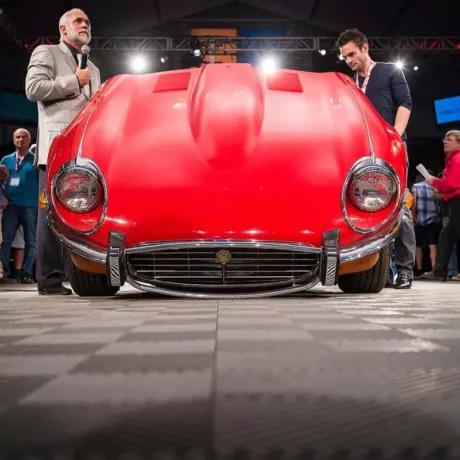 car auction flooring