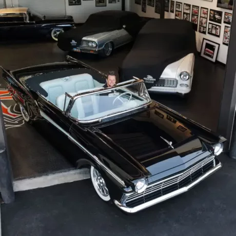 dave kindigs showroom 1 731x1024 1