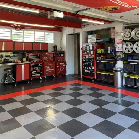 rd grph ally red porsche garage 6